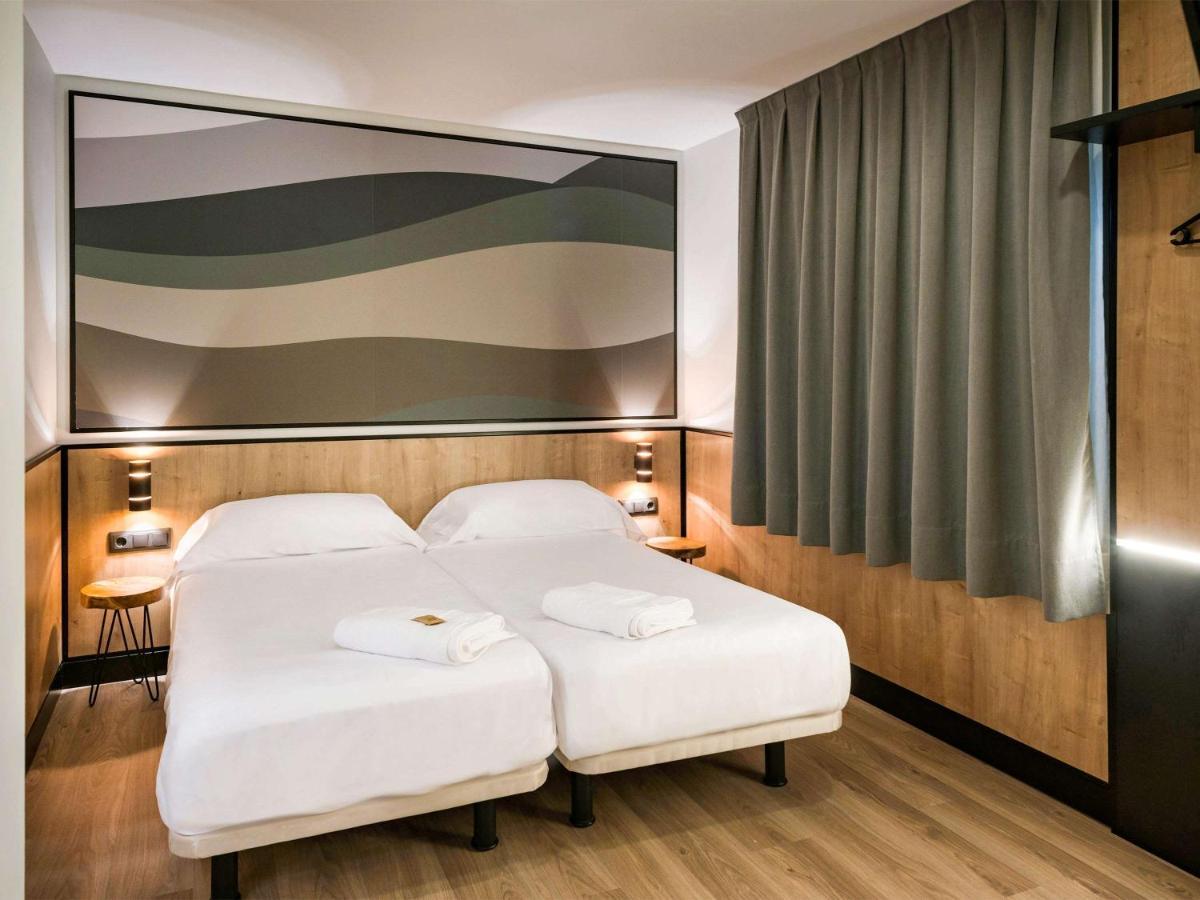 מלון Ibis Styles Figueres Ronda מראה חיצוני תמונה